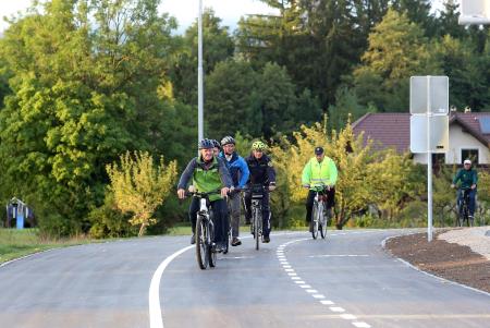 Otvoritev hodnika in kolesarske steze Cerknica  Dolenje Jezero 38 FOTO LJUBO VUKELIČ